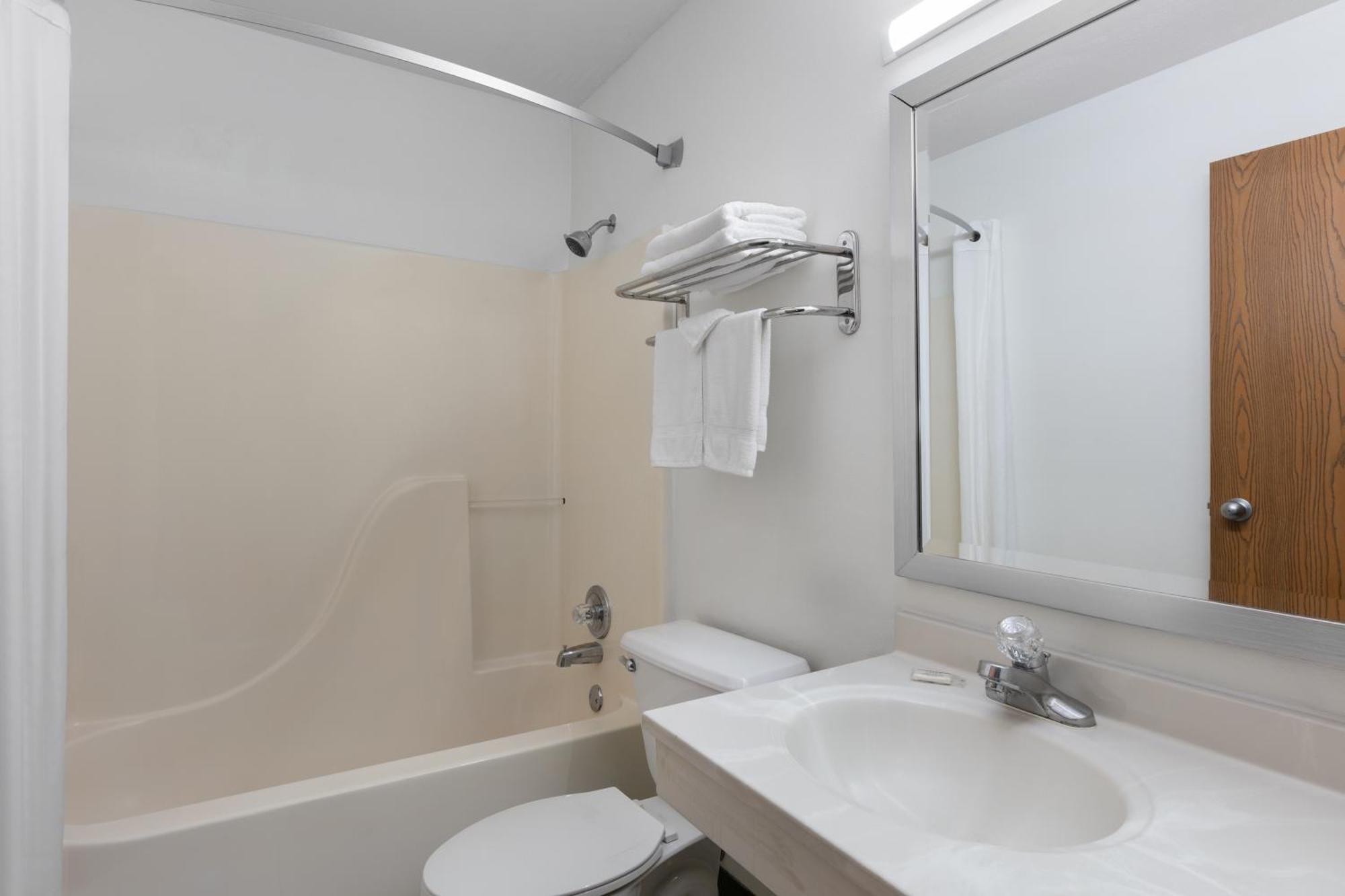 Super 8 By Wyndham Grapevine/Dfw Airport Northwest Hotell Exteriör bild